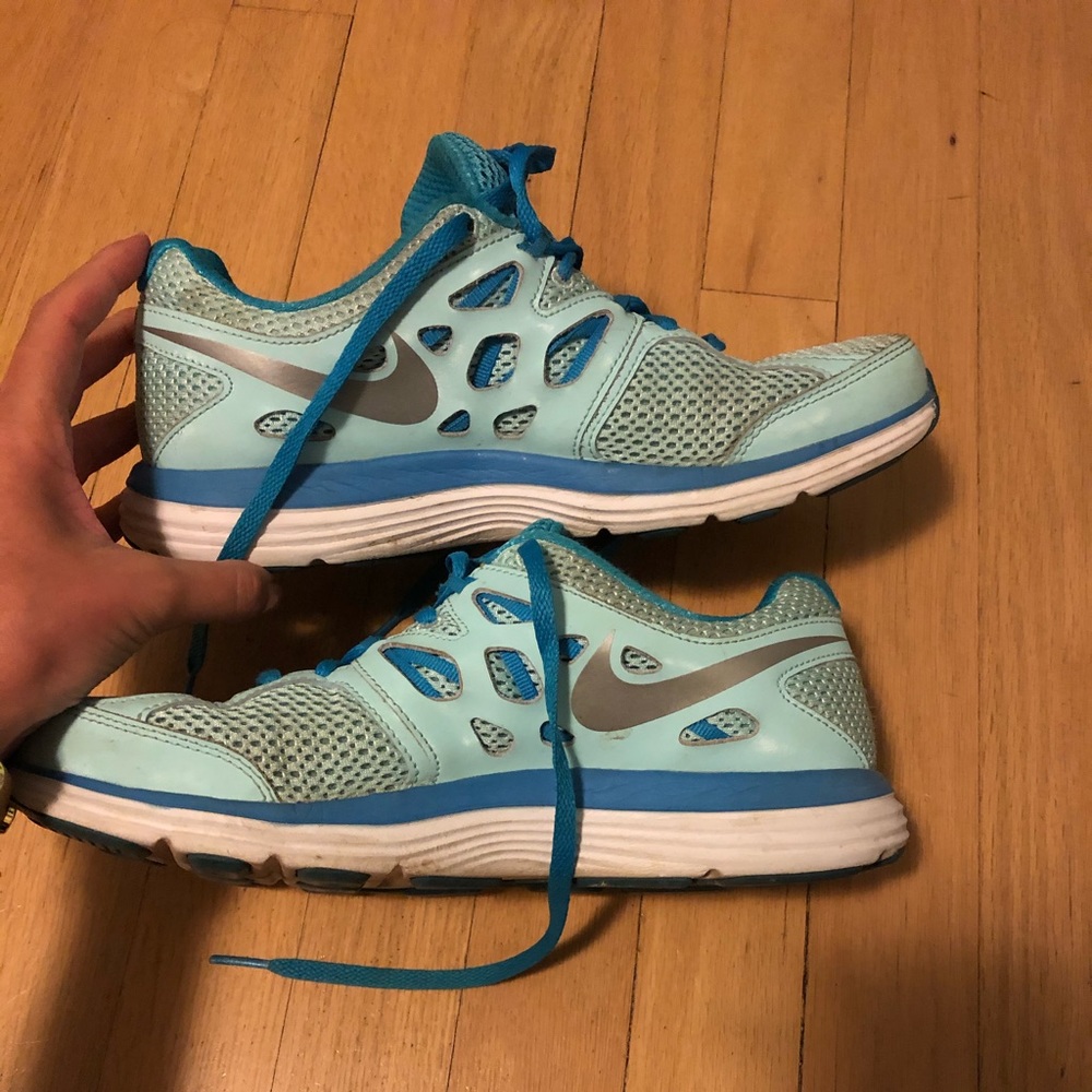 Nike Dual Fusion Lite Shoes
